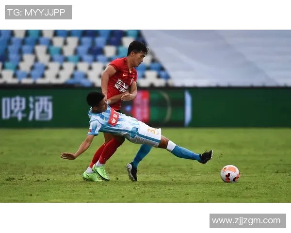 广州足球队速度之争引发热议球迷观点各异引发讨论